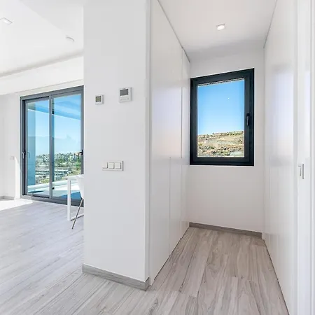 Luxury With Heated Pool Open Sea Views * Estepona