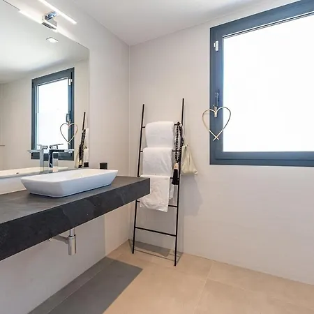 Luxury With Heated Pool Open Sea Views * Estepona