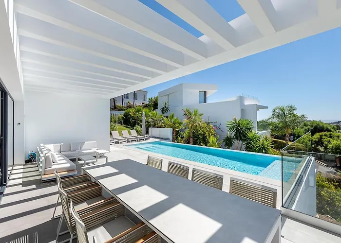 Luxury With Heated Pool Open Sea Views * Estepona