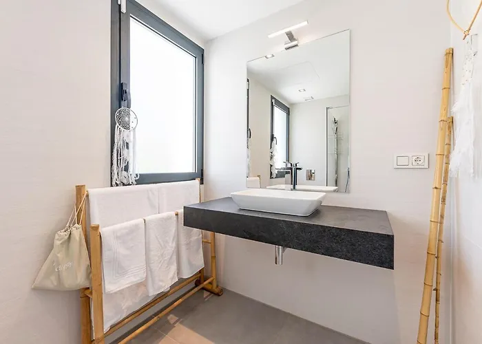 Villa Luxury With Heated Pool Open Sea Views