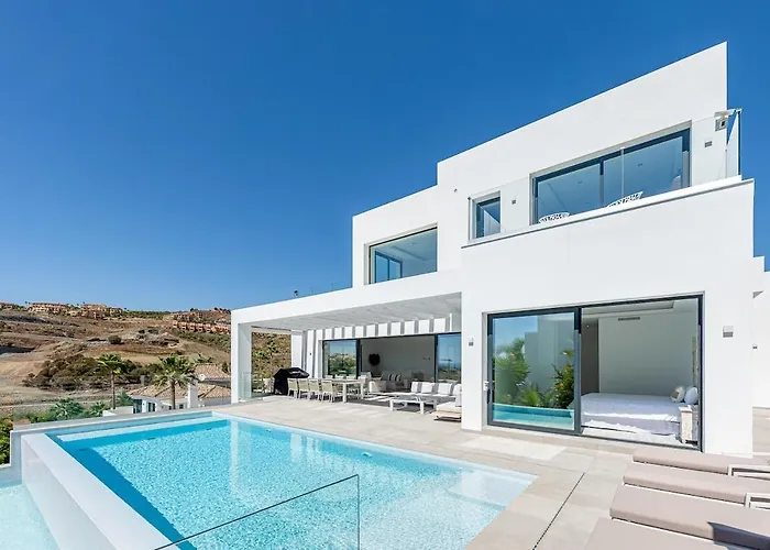 Villa Luxury With Heated Pool Open Sea Views